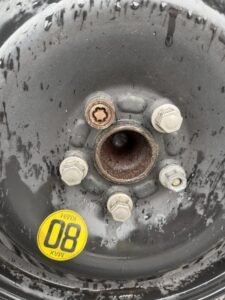 Ford Focus - 2012 wheel locking nut key replacement