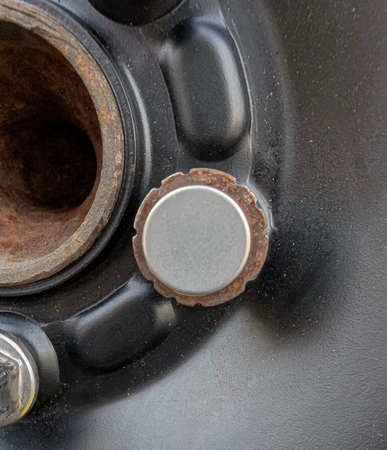 Ford Focus wheel locking nut key replacement