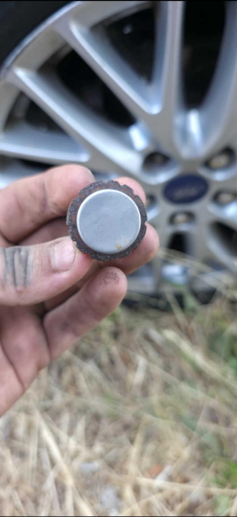 Ford Focus wheel locking nut key replacement