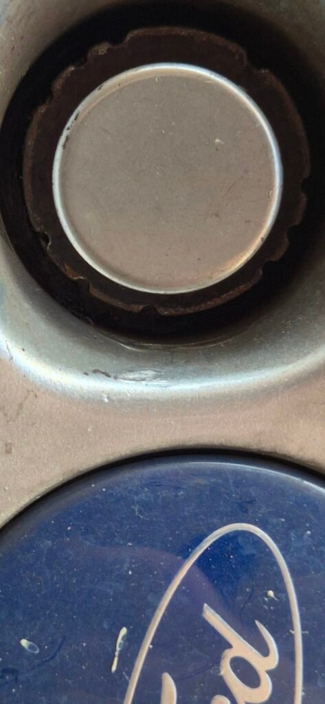 Ford Focus wheel locking nut key replacement