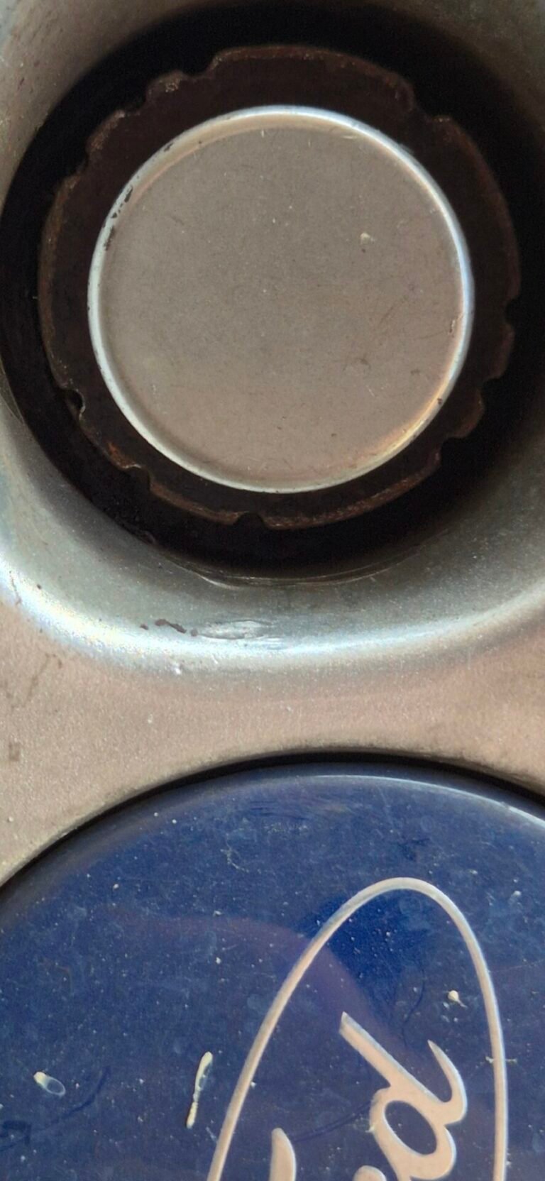 Ford Focus wheel locking nut key replacement