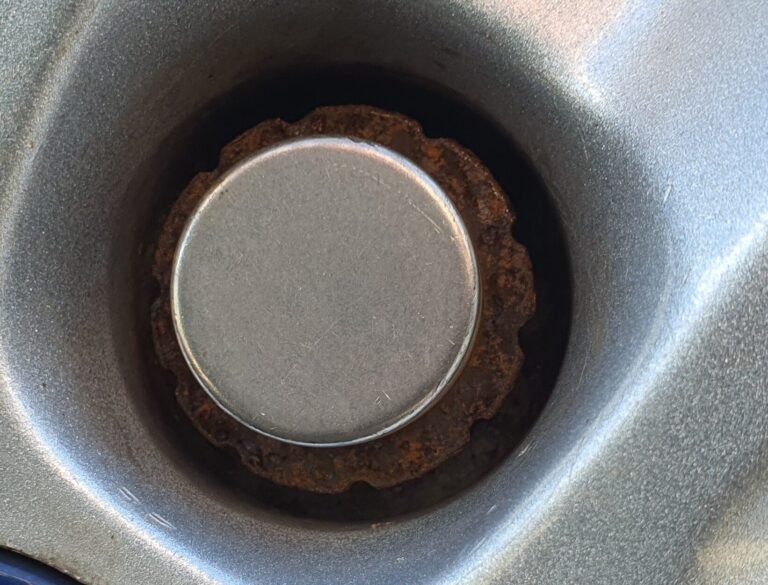 Ford Focus wheel locking nut key replacement