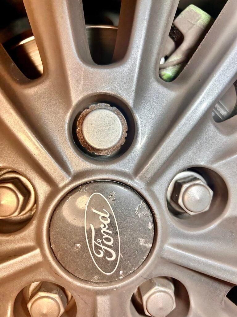 Ford Focus ST-Line TDCi wheel locking nut key replacement