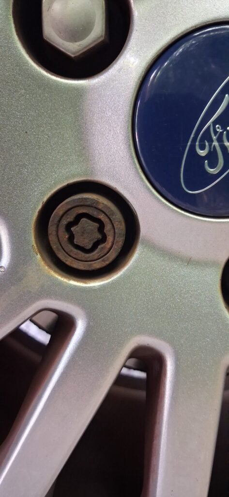 Ford Ford C-max 2011 1.6 Petrol wheel locking nut key replacement