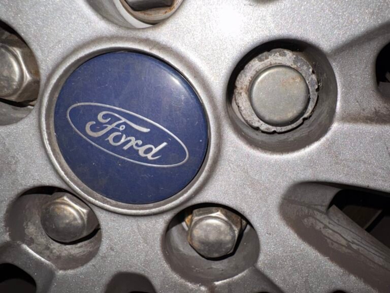 Ford Galaxy wheel locking nut key replacement