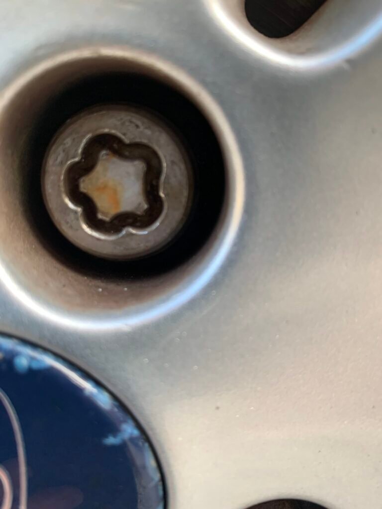 Ford Ka wheel locking nut key replacement