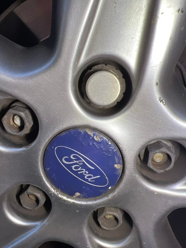 Ford Kuga 2015 wheel locking nut key replacement