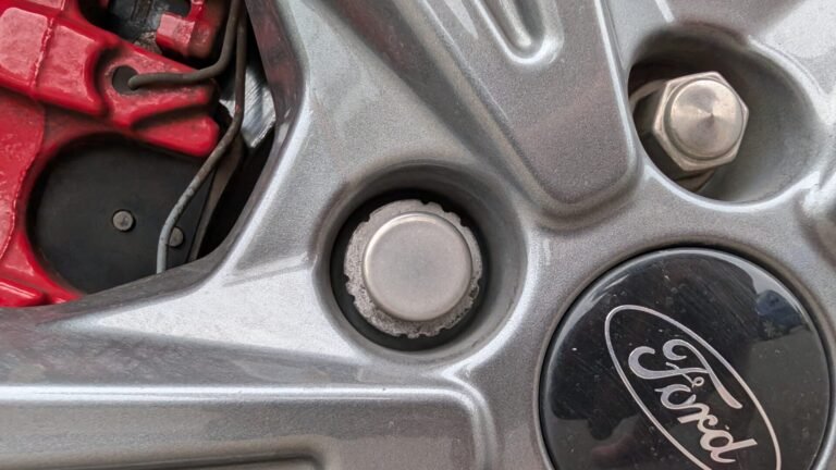 Ford Kuga wheel locking nut key replacement