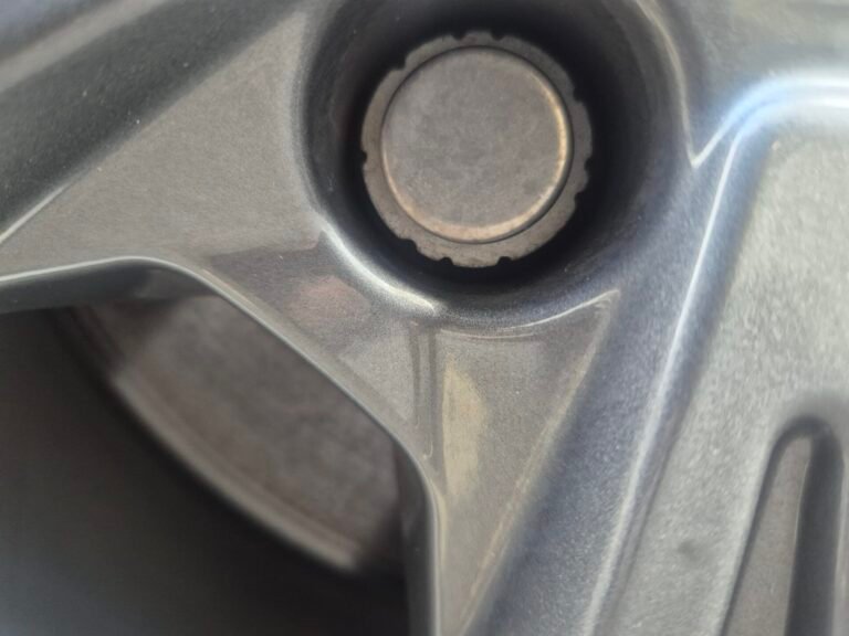 Ford Kuga wheel locking nut key replacement