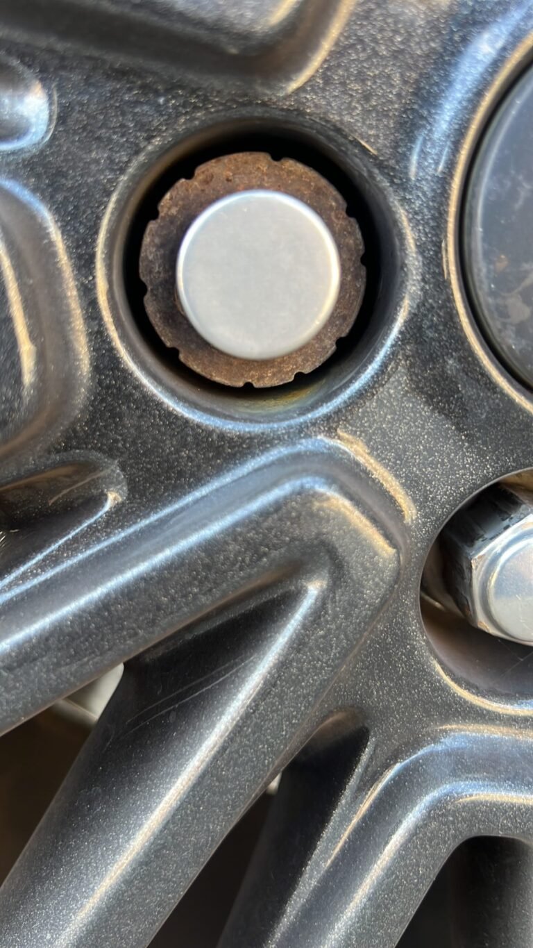 Ford Mainline wheel locking nut key replacement