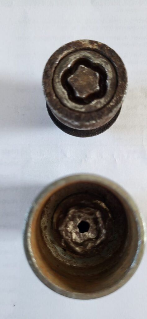 Ford Mondeo wheel locking nut key replacement