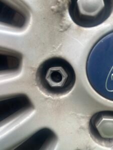 Ford Mondeo wheel locking nut key replacement