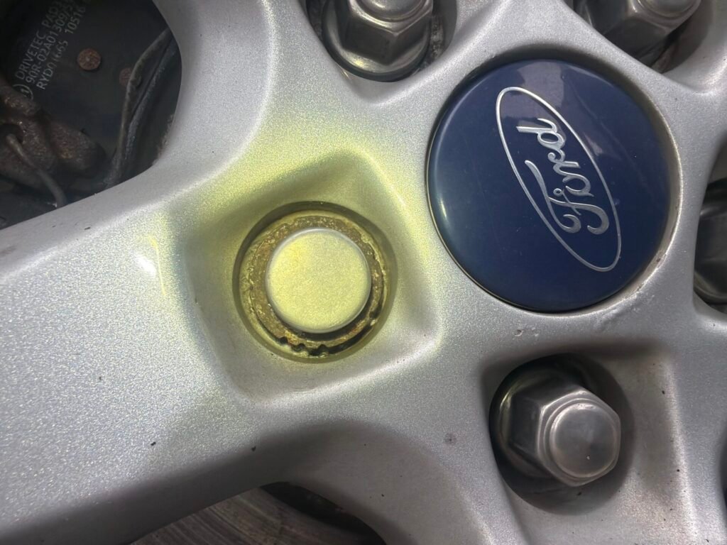 Ford Mondeo wheel locking nut key replacement