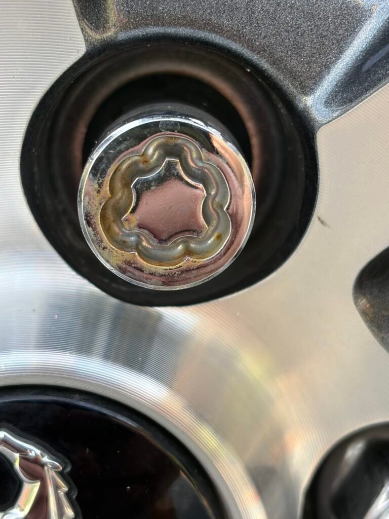 Ford Mustang wheel locking nut key replacement