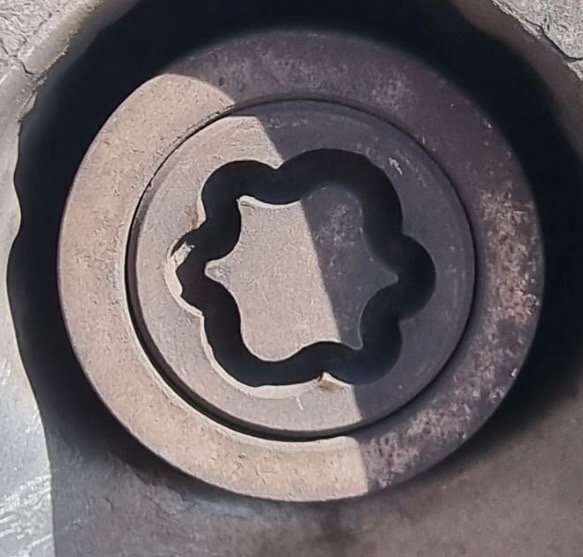 Ford S max wheel locking nut key replacement