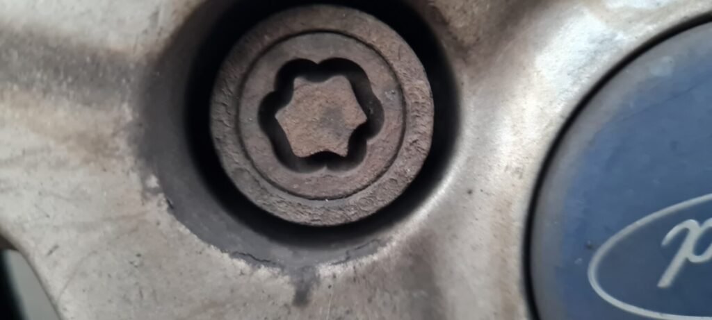 Ford Titanium eco wheel locking nut key replacement