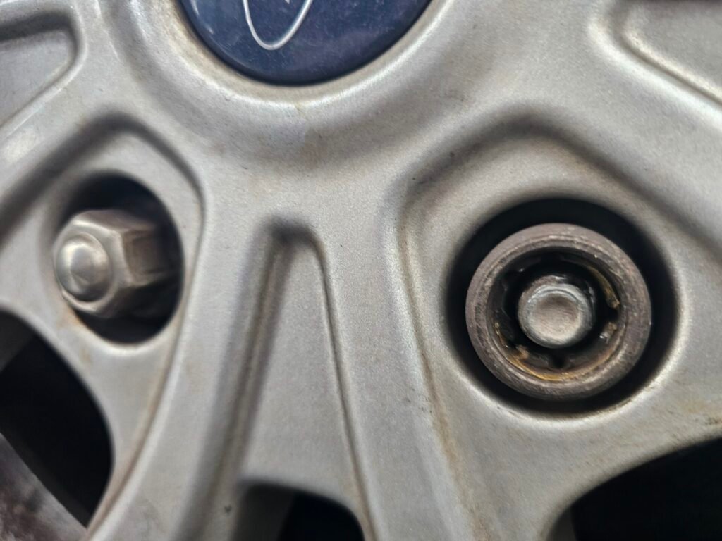 Ford Tourneo custom wheel locking nut key replacement