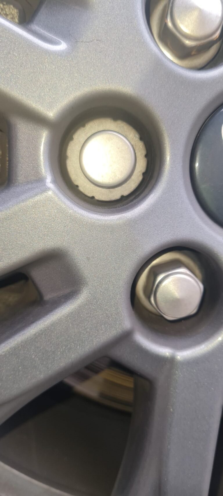 Ford Tourneo Custom wheel locking nut key replacement