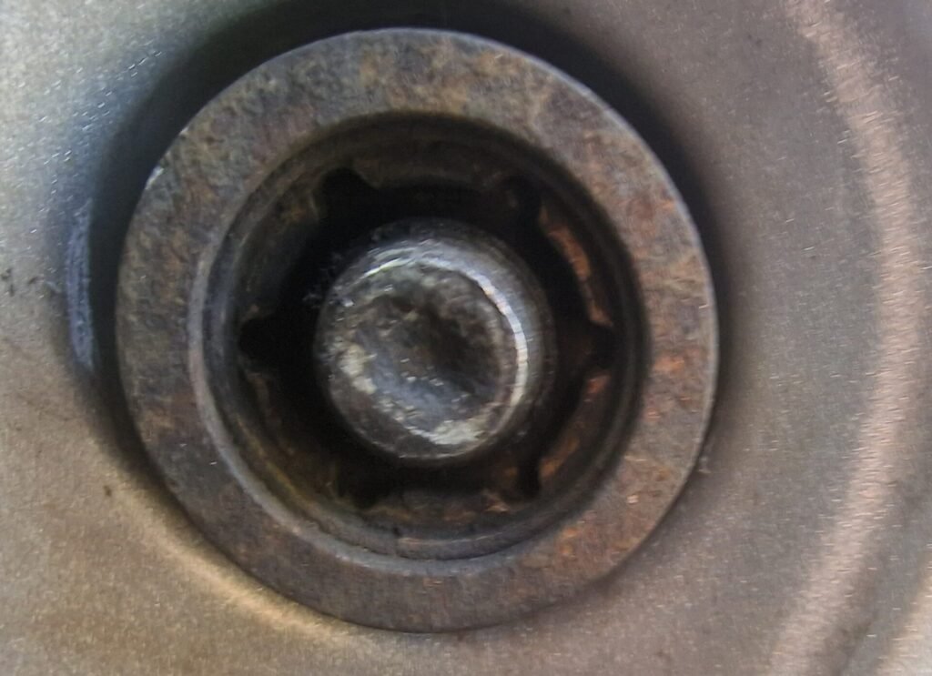 Ford Transit 2011 wheel locking nut key replacement