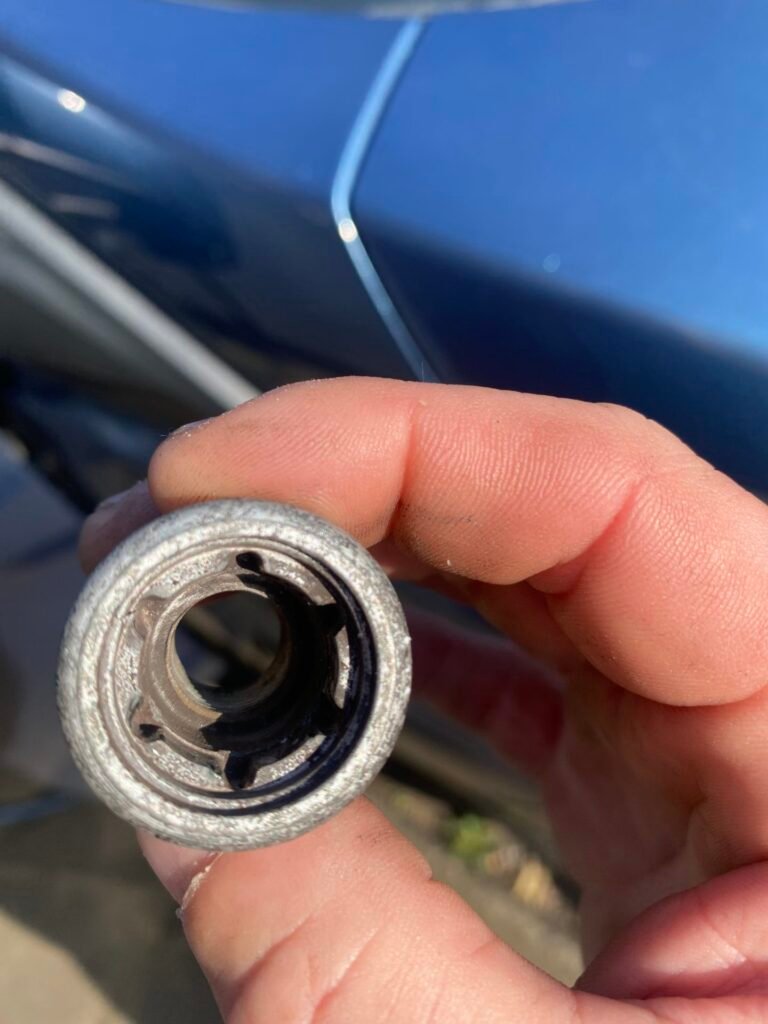 Ford Transit custom 2021 wheel locking nut key replacement