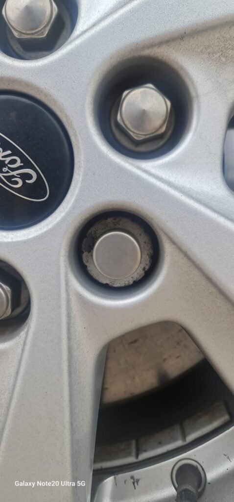 Ford Transit Custom 2024 wheel locking nut key replacement
