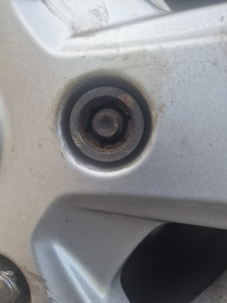 Ford Transit custom wheel locking nut key replacement