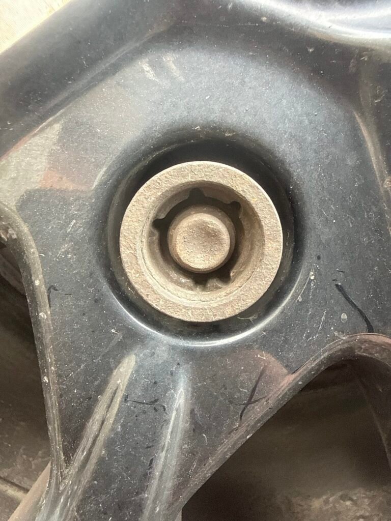 Ford Transit custom sport 2018 wheel locking nut key replacement