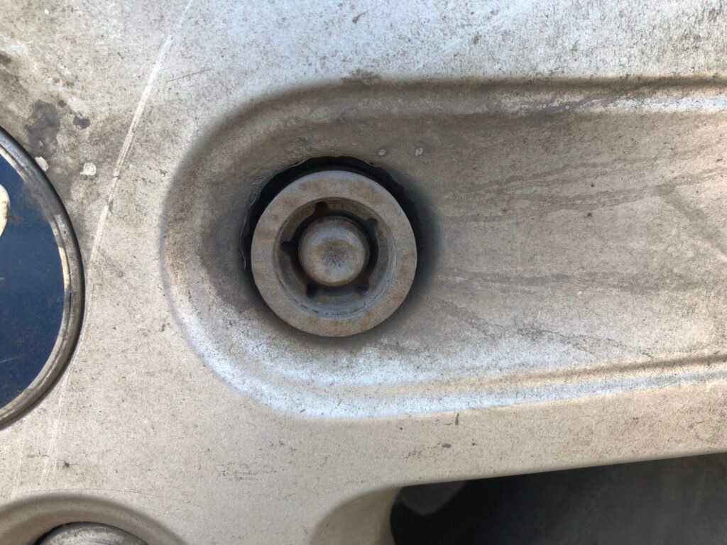 Ford Transit wheel locking nut key replacement
