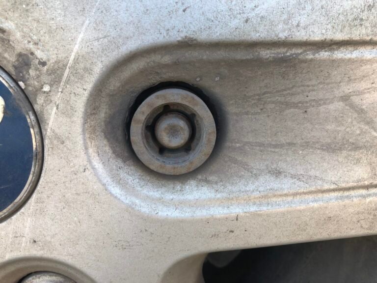 Ford Transit wheel locking nut key replacement
