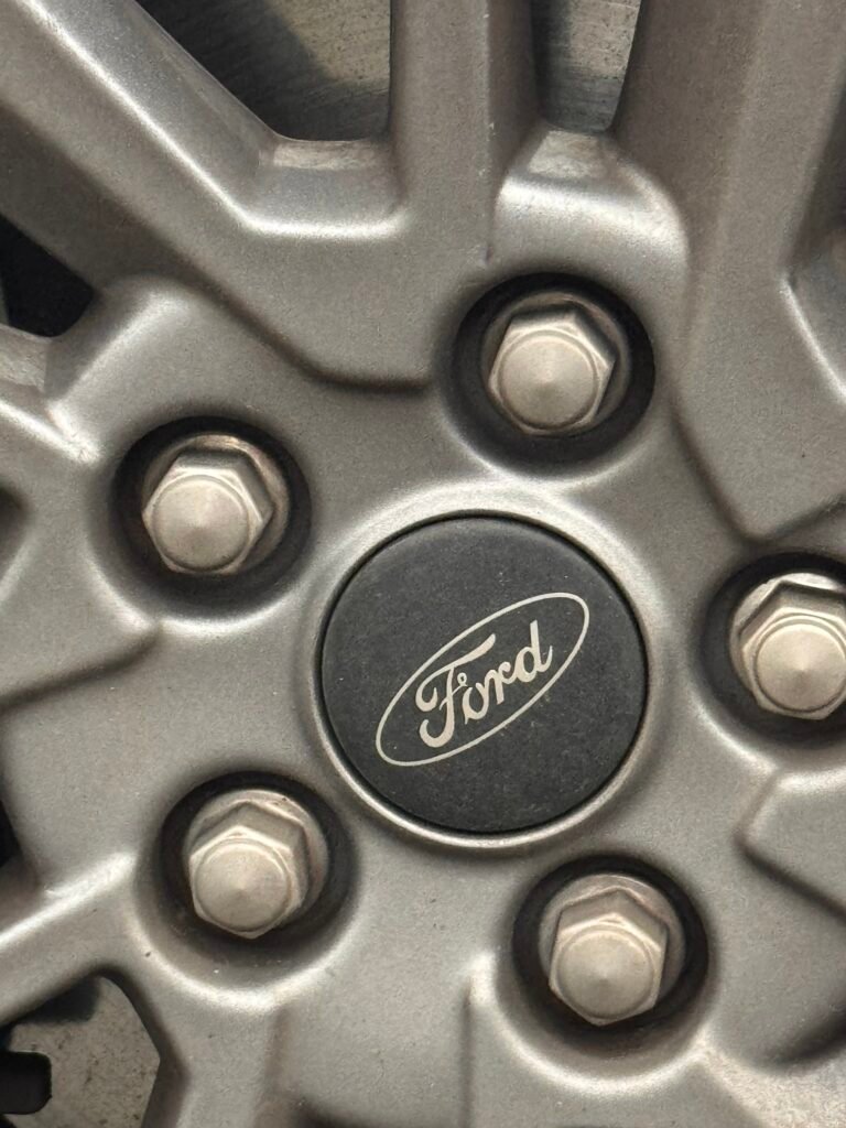 Ford Focus wheel lock key code