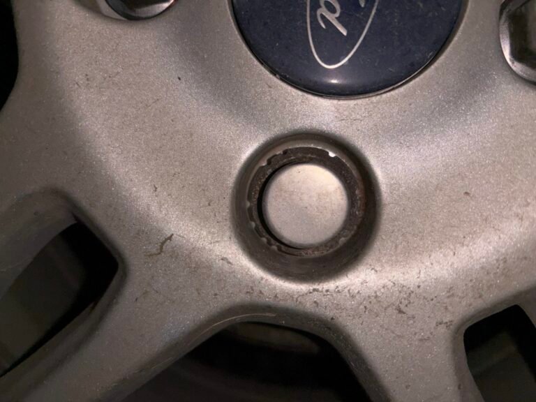 Ford Ka wheel locking key