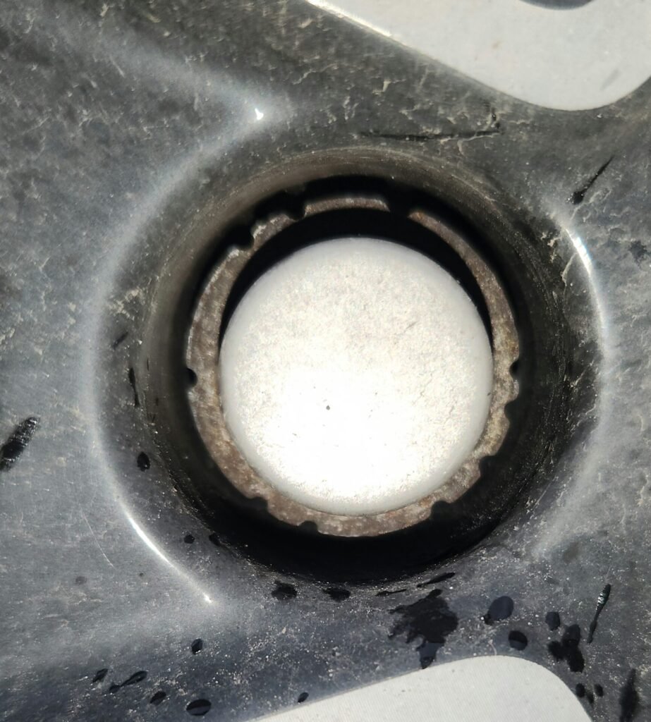 Ford Kuga wheel locking key