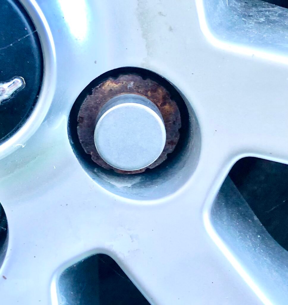 Ford Mustang locking wheel nut
