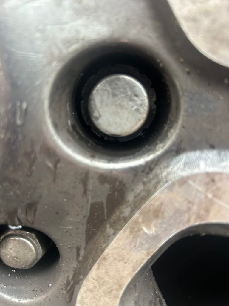Ford Ranger wheel lock key code