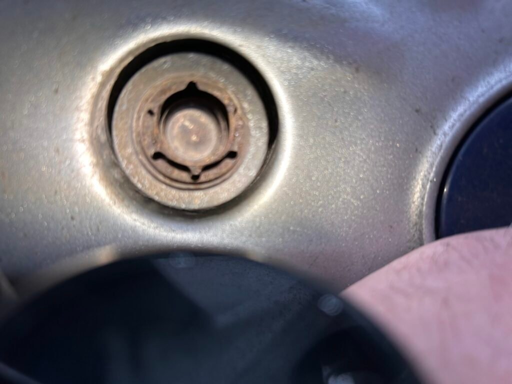 Ford Transit locking lug nut
