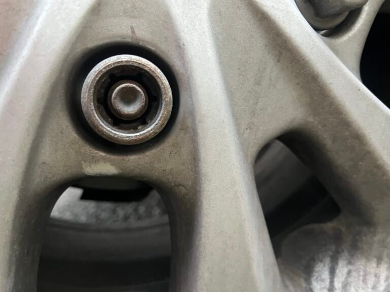 Ford Transit custom wheel nut key replacement
