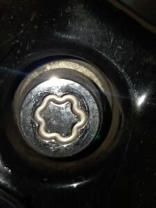 HONDA CIVIC wheel locking nut key replacement
