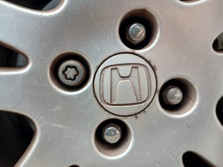 Honda Civic MK55 VLU wheel locking nut key replacement