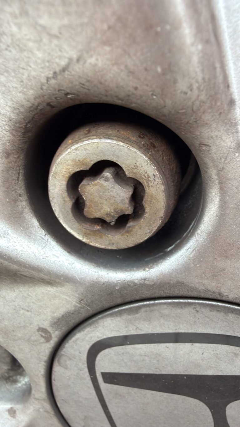 Honda CRV wheel locking nut key replacement
