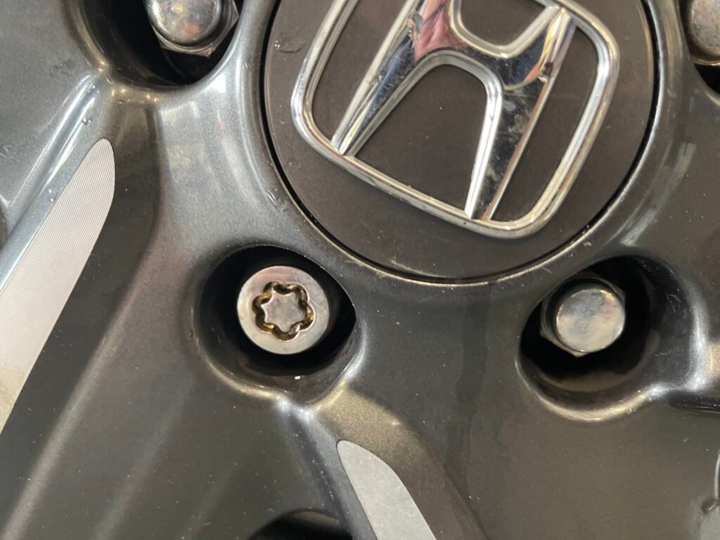 Honda CRV wheel locking nut key replacement