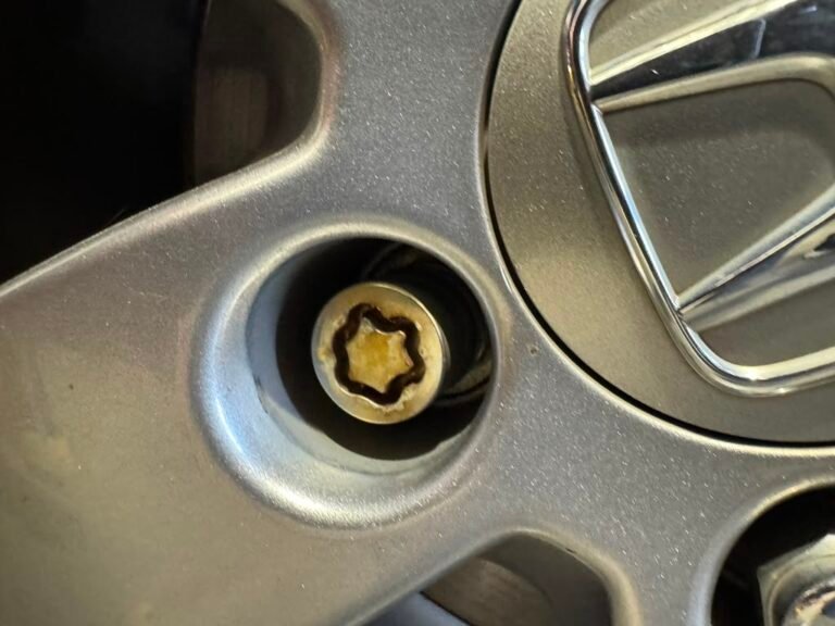 Honda HRV (2017) wheel locking nut key replacement