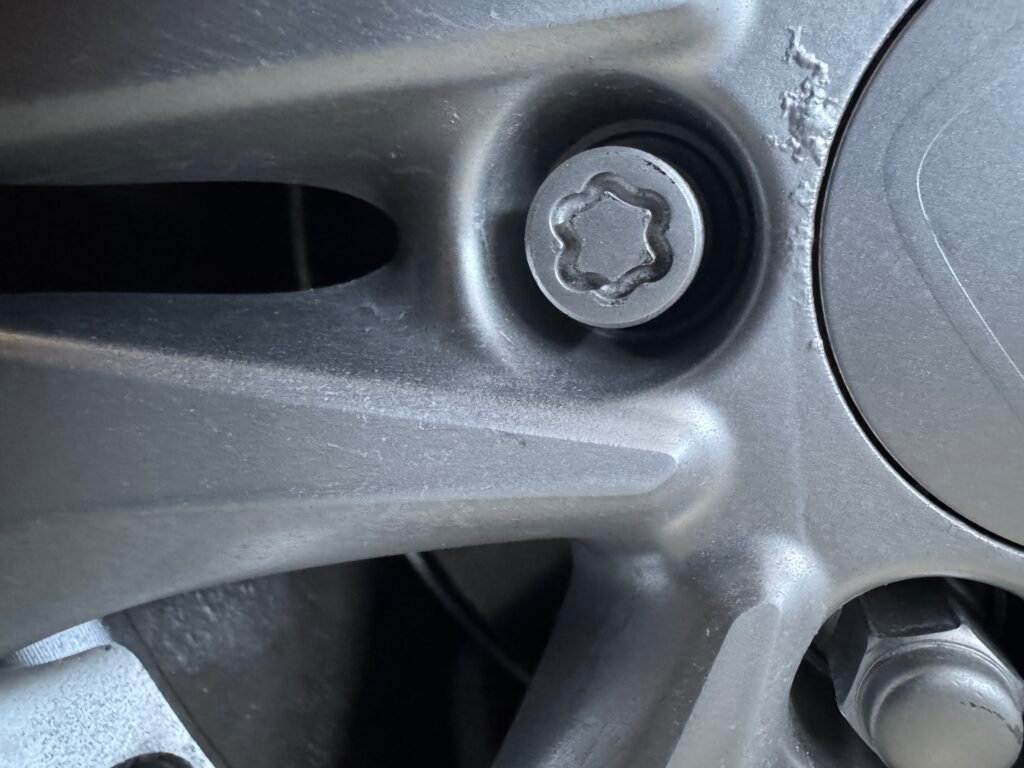 Honda Accord wheel locking key