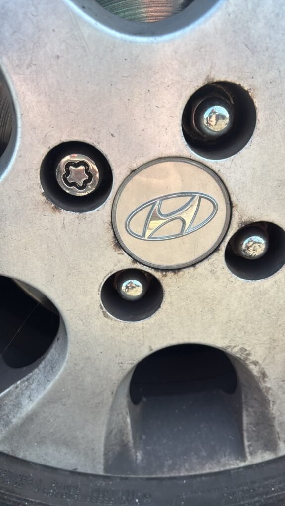 Hyundai I20 wheel locking nut key replacement
