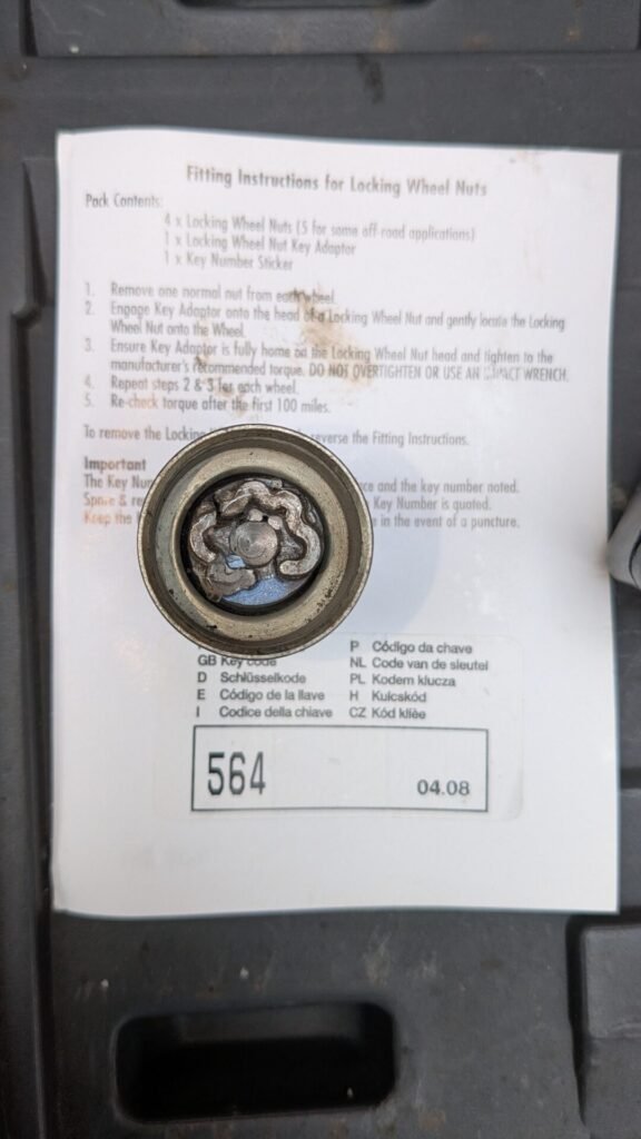 Hyundai i20 wheel locking nut key replacement