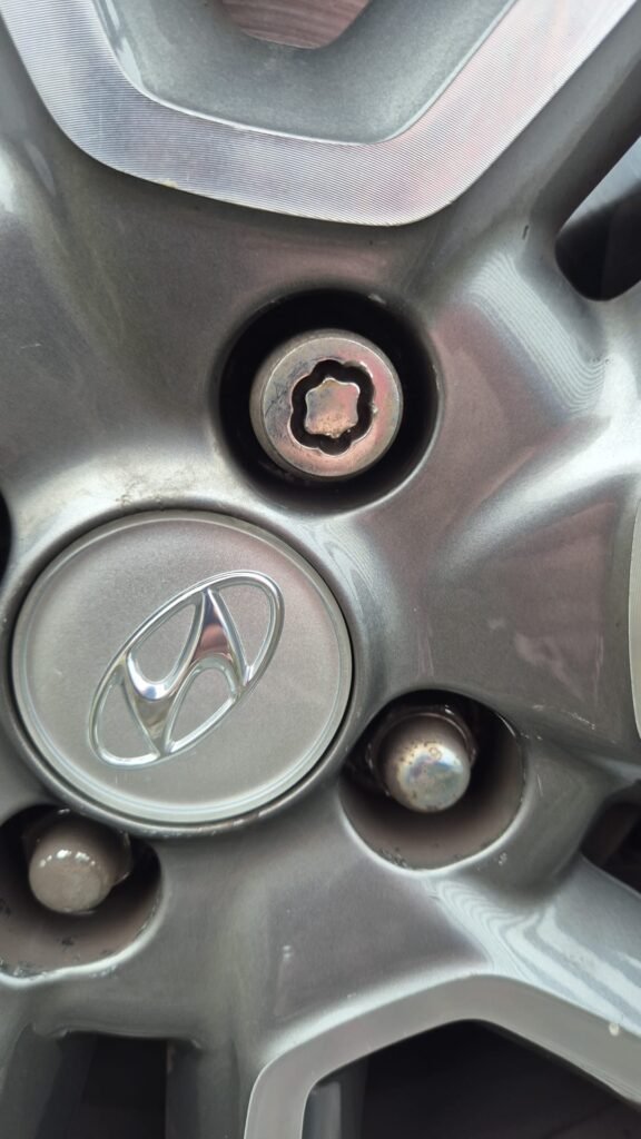 Hyundai I20 wheel locking nut key replacement