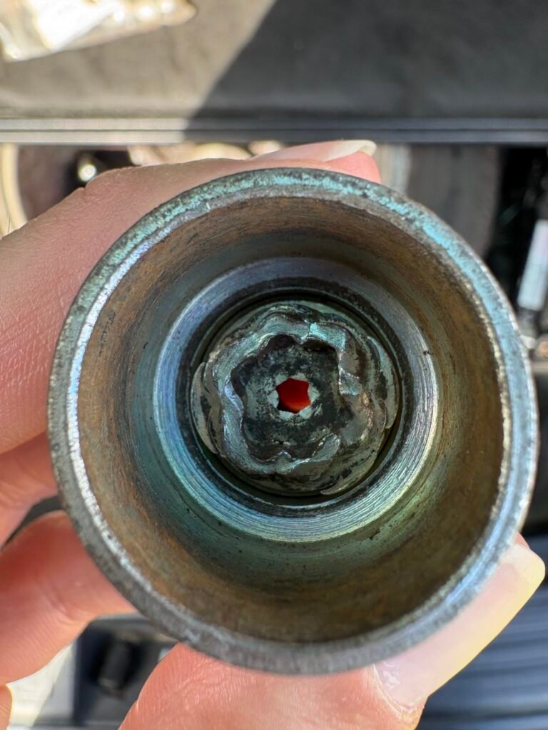 Hyundai Ix35 wheel locking nut key replacement
