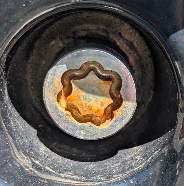 Hyundai Kona wheel locking nut key replacement