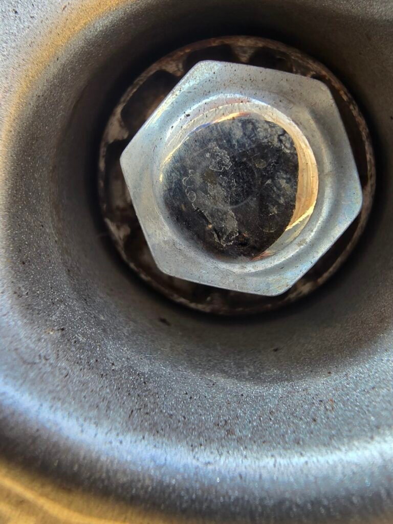 Hyundai Tucson wheel locking nut key replacement