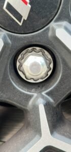Hyundai Tucson wheel locking nut key replacement
