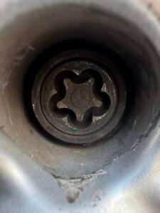 Infiniti Q30 wheel locking nut key replacement